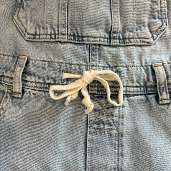 GAP Women's Light Blue Denim Overalls - Picture 3 of 6